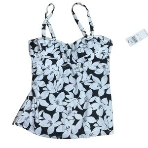 NWT Leilani Woman’s Floral‎ Swim Top Size 6